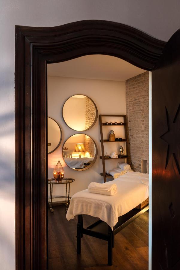 Bed and Breakfast Pajaro Rebelde Севилья Экстерьер фото